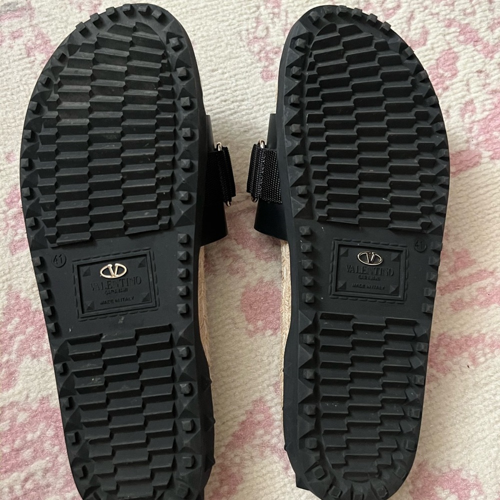 Valentino Garavani Rockstud Espadrille Pool Slides Black - Picture 5 of 11